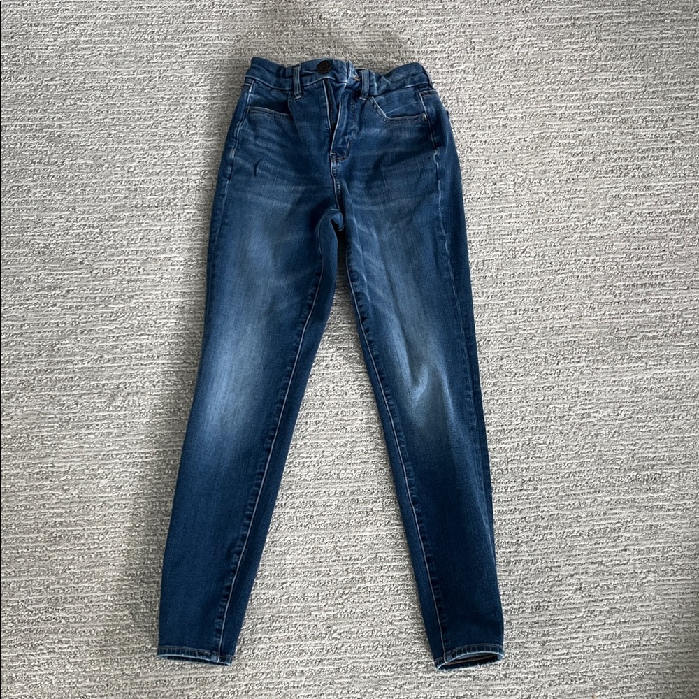 American Eagle Outfitters Curvy Hi-Rise Jeggings